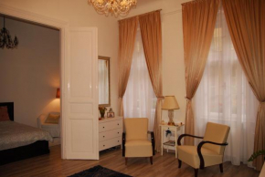 Balázs Apartment - Oktogon
